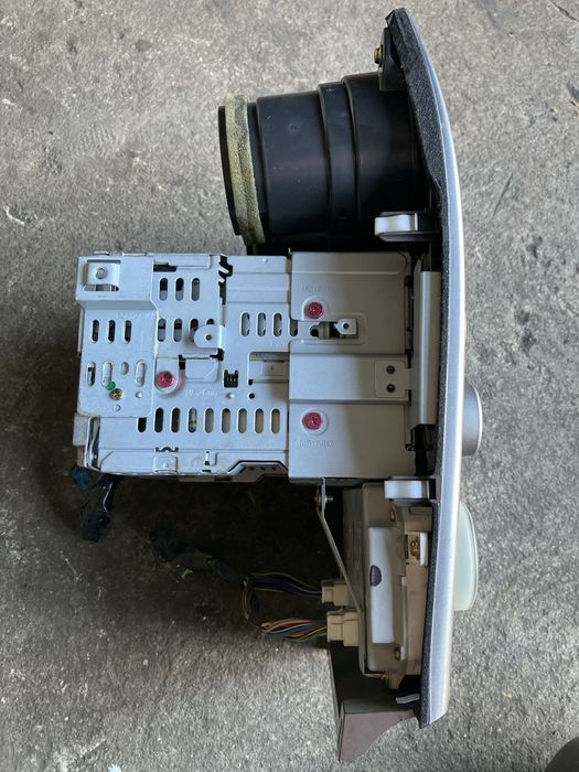 Mazda 6 - radio panel nawiewu