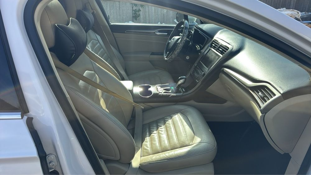 Ford Fusion Hybrid  2016 — В АРЕНДУ