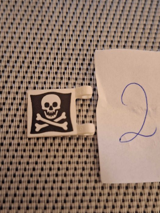 LEGO 2335p30 flaga pirates piraci - cena za jedną sztukę. (G)