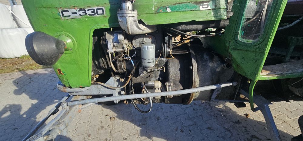 Traktor ursus 330