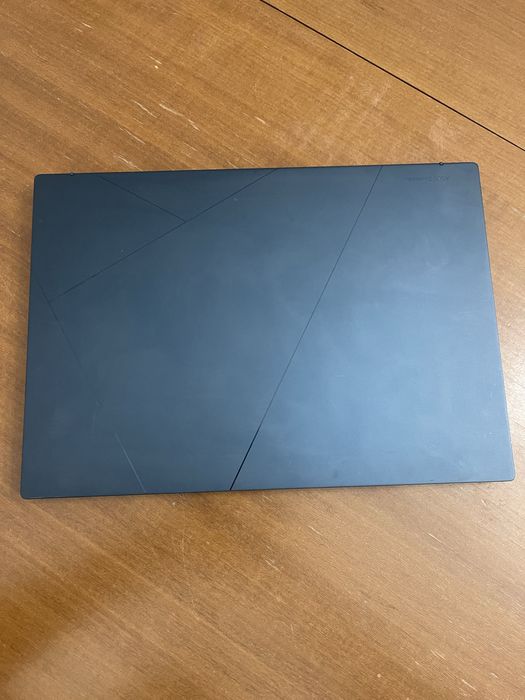 ASUS Zenbook 14 UX3405MA – Excelente Estado