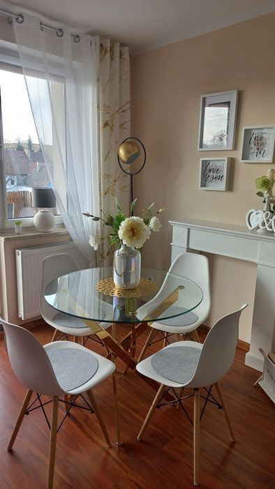 KOMFORTOWY APARTAMENT /Mieszkanie.Na doby.Zaprasza