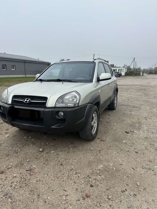 Хюндай Туксон 2.0 дизель 4*4 автомат