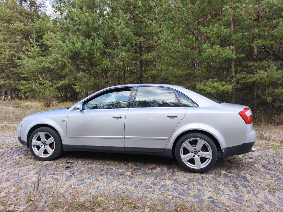 Audi A4b6 2.0 бензин