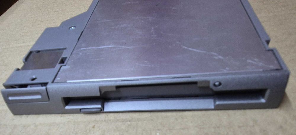 Drive de disquetes 1.44Mb 3½ portáteis Dell 2R152