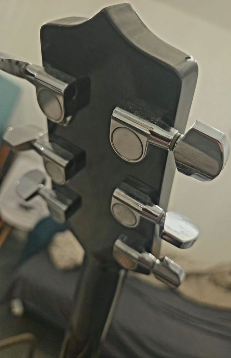 Gitara elektroakuatycznaTakamine G260C-BK