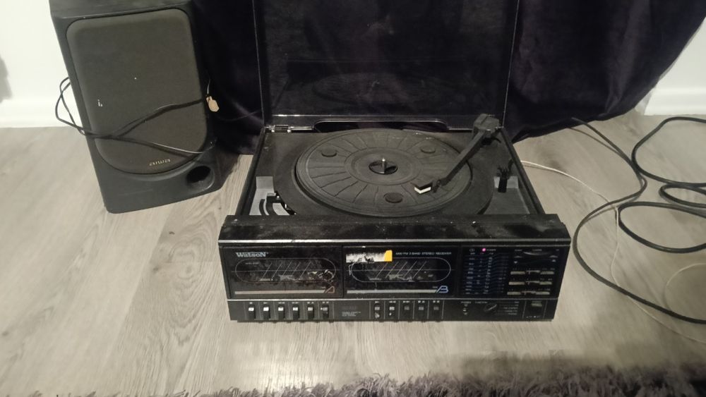 Gramofon magnetofon radio kombajn Watson CO 6570