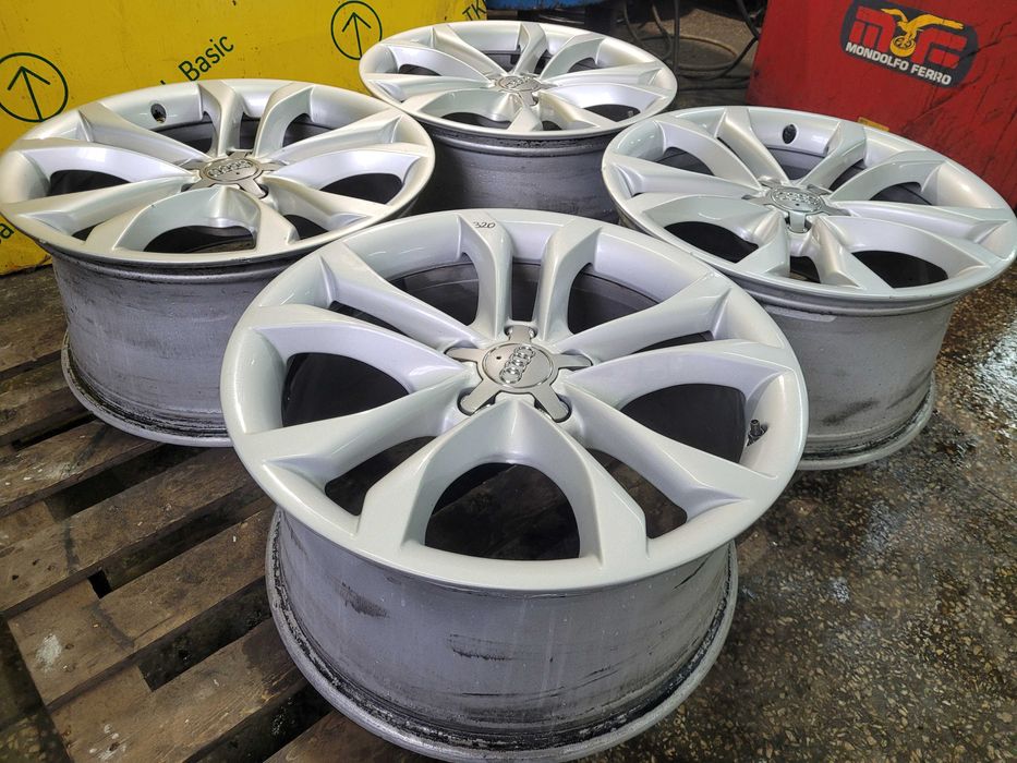 Alufelgi 5x112 18 Audi TT TTS TTRS OE 9.0" X 18" ET52 OE 8J0