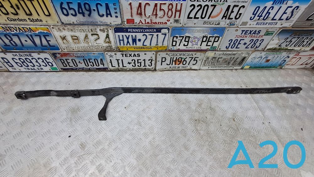 Розпірка стійок на AUDI A4 (B9)