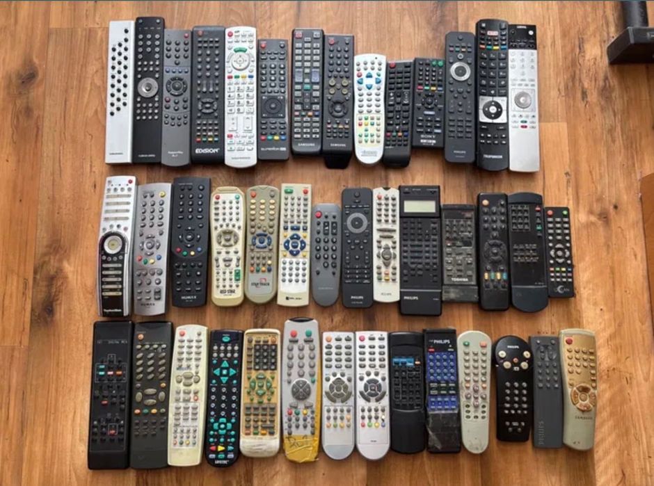 Пульти, універсальний пульт