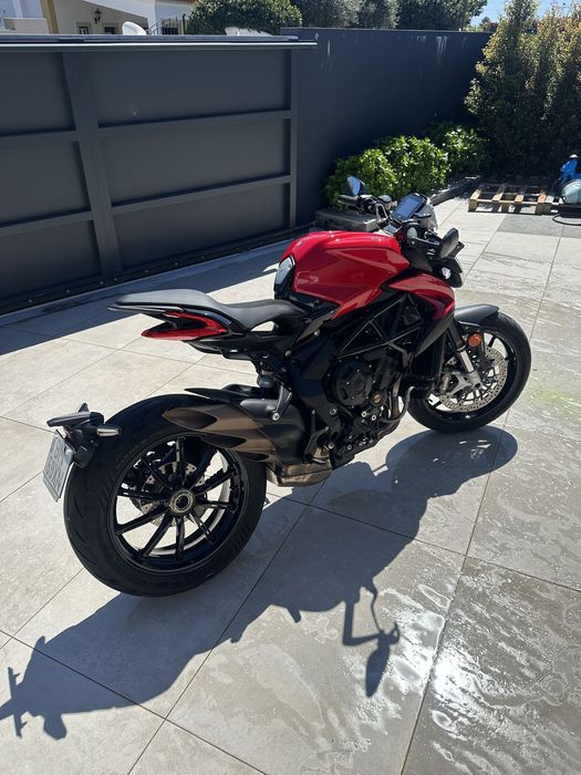 MV Agusta Dragster R