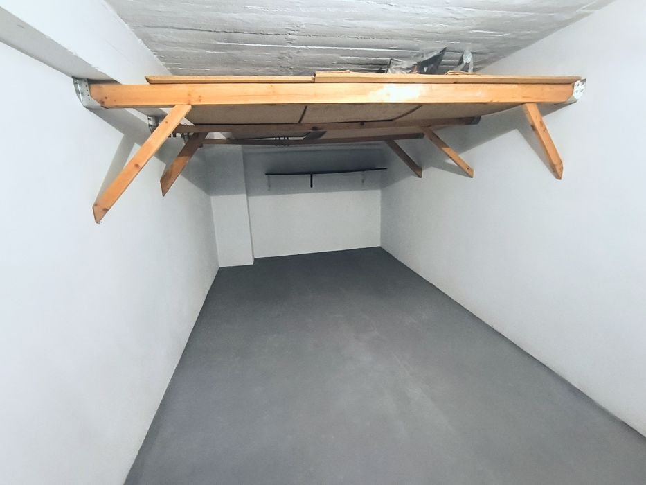 Garagem Fechada (Box) - Caldas da Rainha