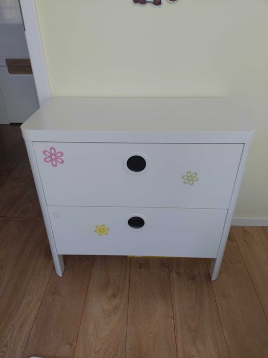 Komoda BUSUNGE ikea