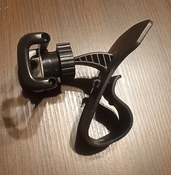 uchwyt samochodowy na telefon nowy