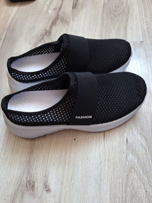 Buty wsuwane damskie