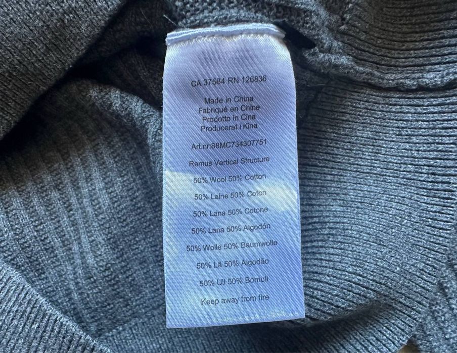 Светр кофта j.lindeberg (M)