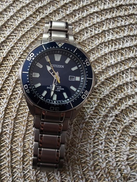Zegarek Citizen tytanowy 200m