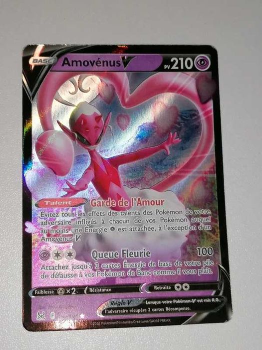 Enamorus V 82/196 Pokémon Card (French)