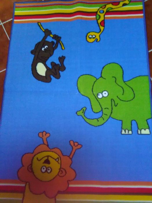 Tapete antiderrapante para criança