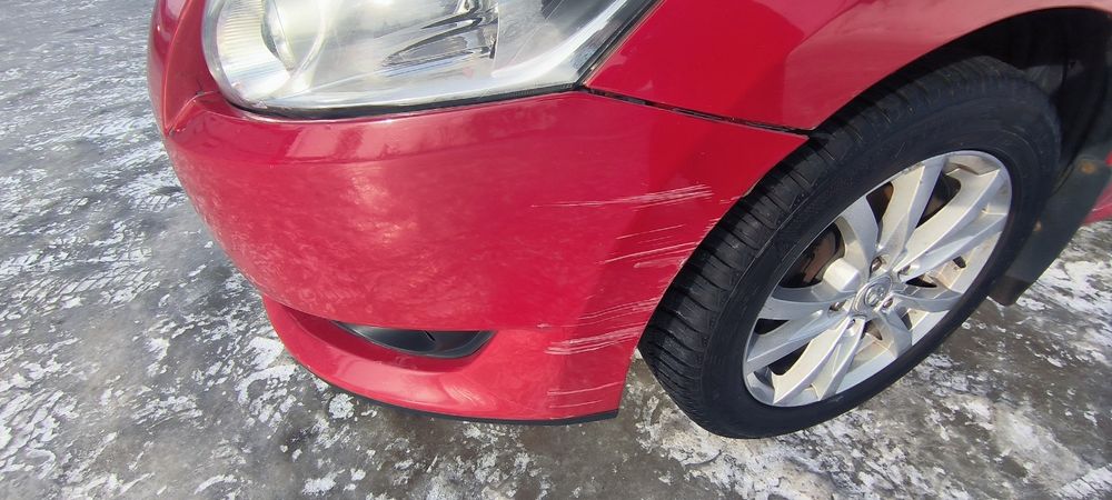 Продаю TOYOTA AURIS 2008