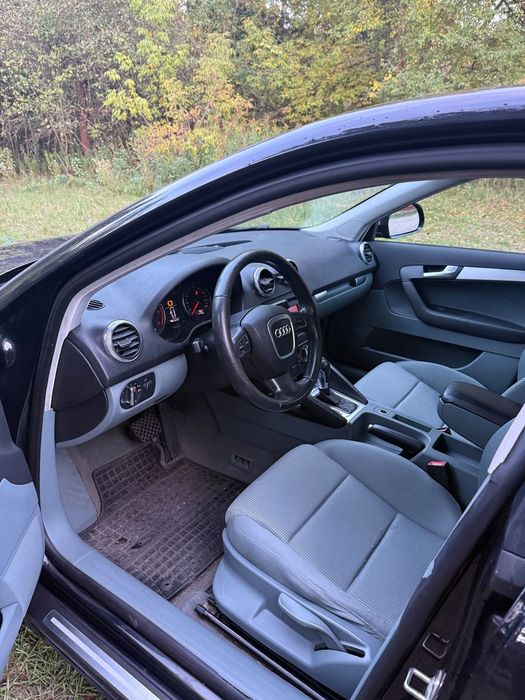 Audi A3 Sportback AUDI A3 8P 2.0tdi