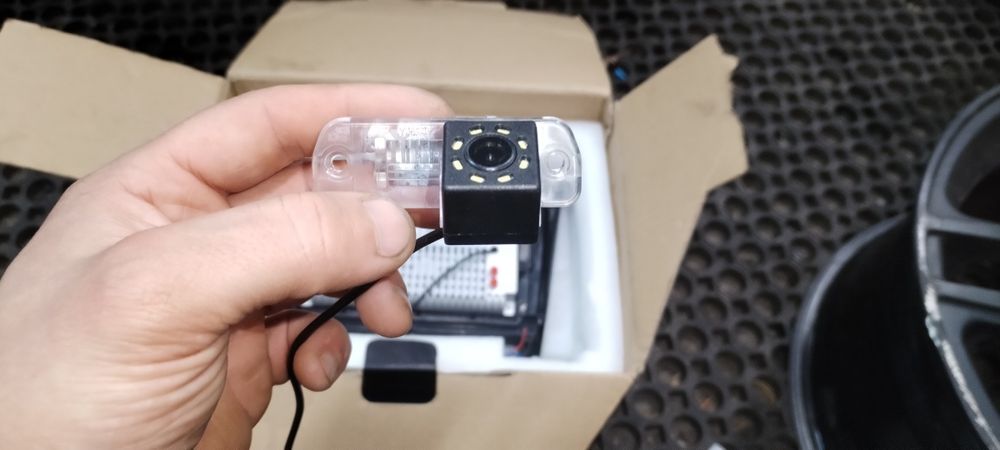 Штатная магнитола Mercedes W211\W219\E200\E220\E240\E270\E280