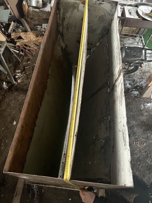 Кормушка для свиней