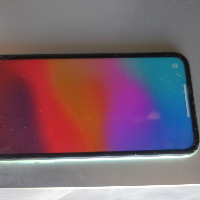 iPhone 11 iPhone 11