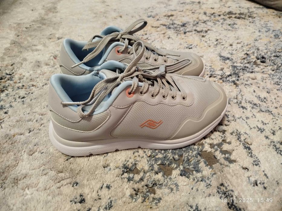 Friendly Shoes VOYAGE - Sneakersy niskie