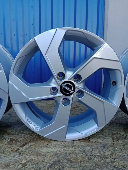 Felgi Aluminiowe NISSAN 5x114 r17 et40  Juke Leaf Qashqai Xtrail