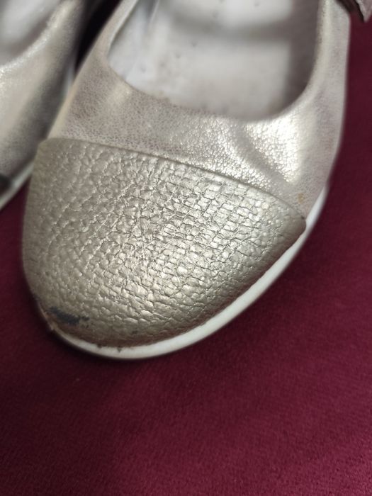 buty dla dziewczynki stan zadowalający 31 Kornecki, kolor złoty