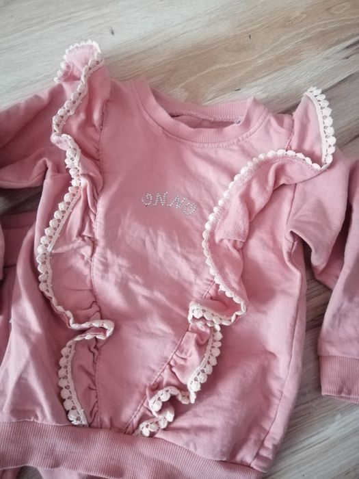 Komplet dla dziewczynki bluza spodenki onno 92 falbanki