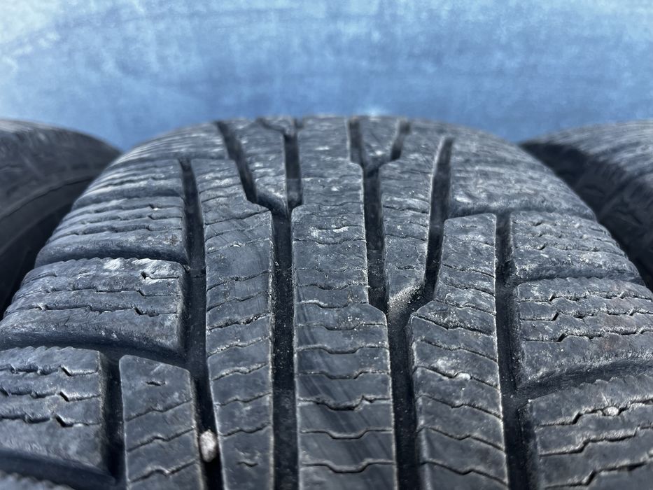 Продам зимові шини Nokian 195/65 R15