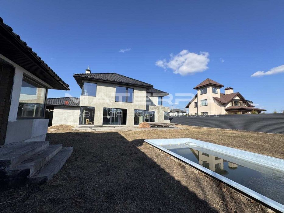Гатне Сучасний будинок 307 м² з басейном 12 соток 350 000 $