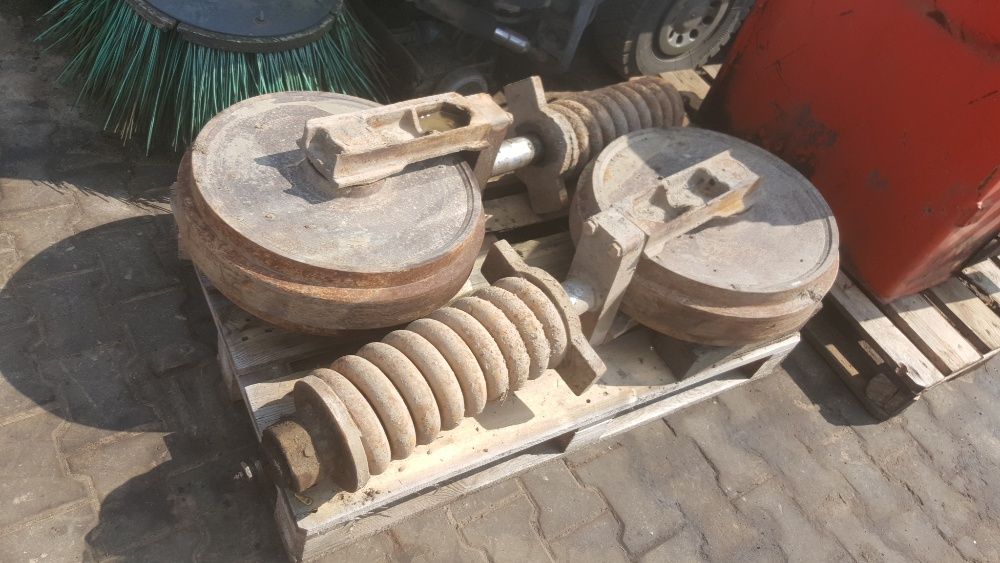 koparka komatsu pc 180-3 zwolnica silnik jazdy gwiazda układ planetarn