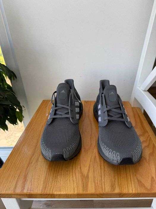 ОРИГІНАЛ 100% Adidas Ultra Boost 20 Triple | EG0701 кросівки 46 р