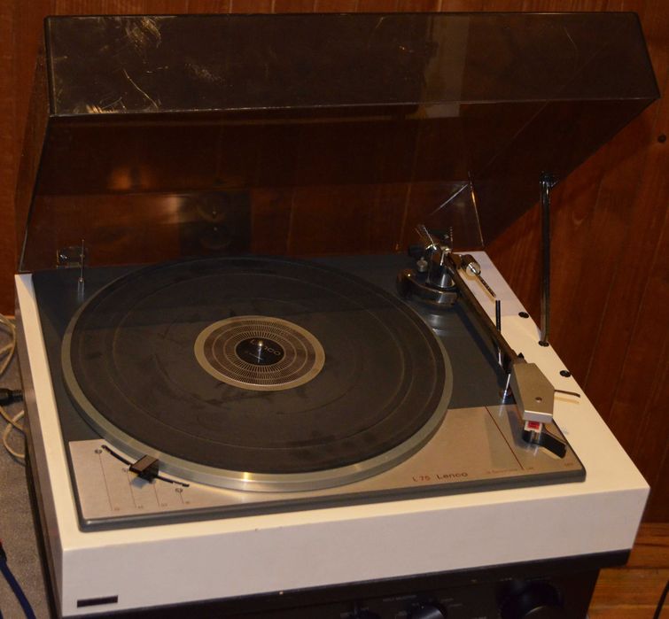 Lenco L 75 Klasyczny gramofon z napędem bezpośrednim