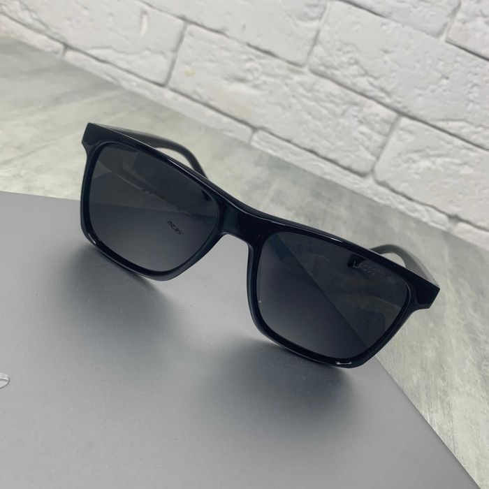 Сонцезахисні окуляри полароїд LACOSTE P900 модель Wayfarer