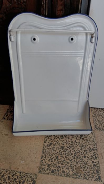 Suporte para talheres em esmalte antigo