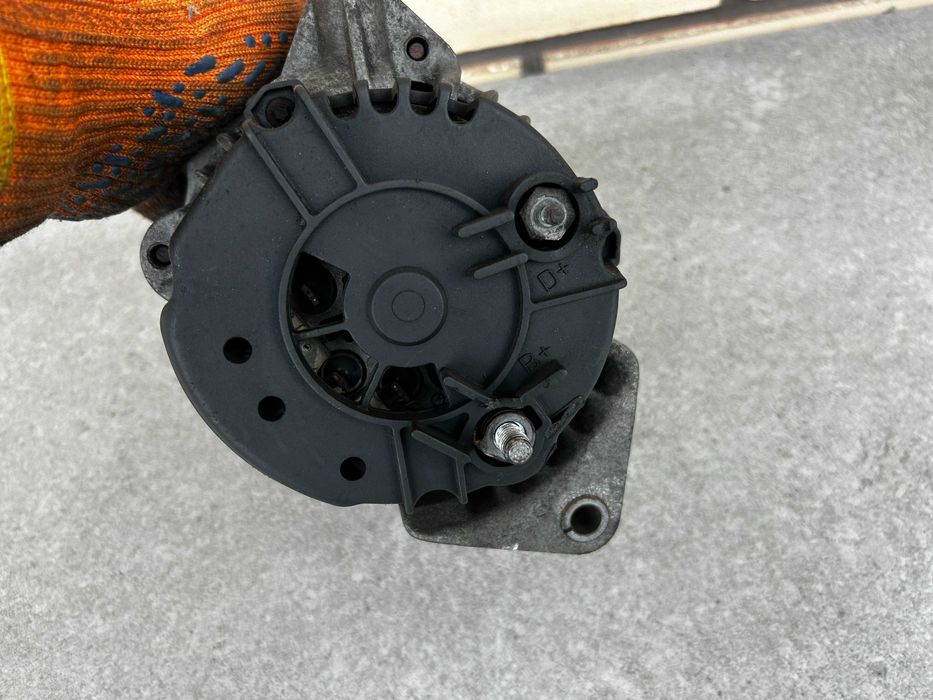 генератор Opel astra F Vectra B Omega A 1.8, 2.0 бензин 100 amp