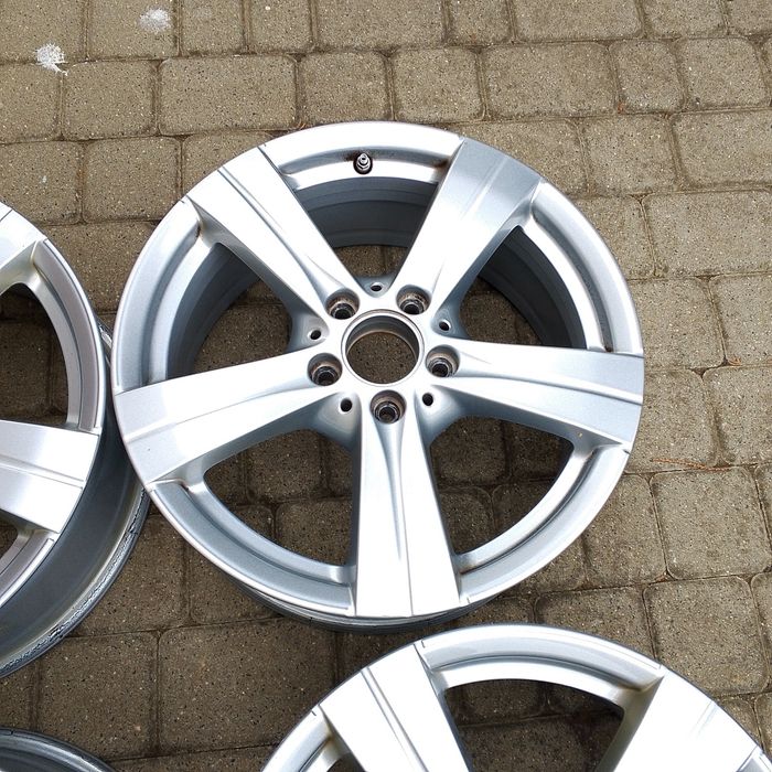 alufelgi jak Nowe Dezent z czujnikami 4 szt 17 cali Oryginał Mercedes VW Audi Skoda