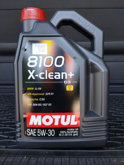 Olej MOTUL 5W30  8100X-clean+ACEA C3 5 litrów