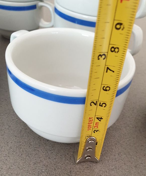 Lote 24 chávenas + 6 pratos S.P. Coimbra