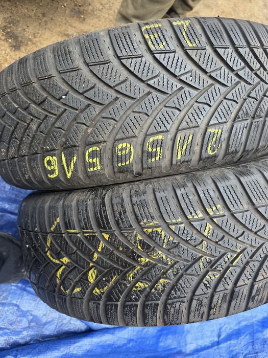Opony Zimowe-2szt- R16 215/65-23rok
