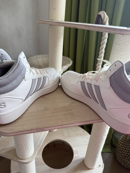 Nowe buty adidas hoops 3.0 44 2/3