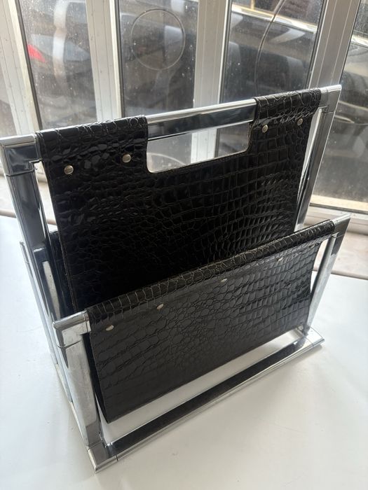 Porta revistas em inox