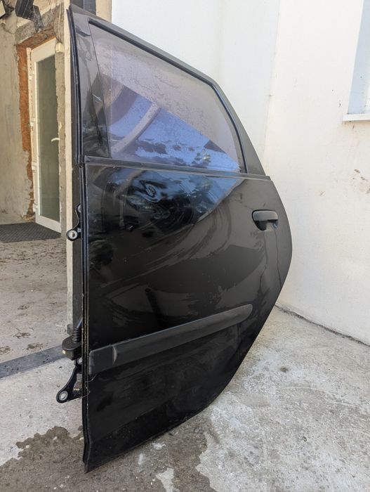 Двери Митсубиси кольт