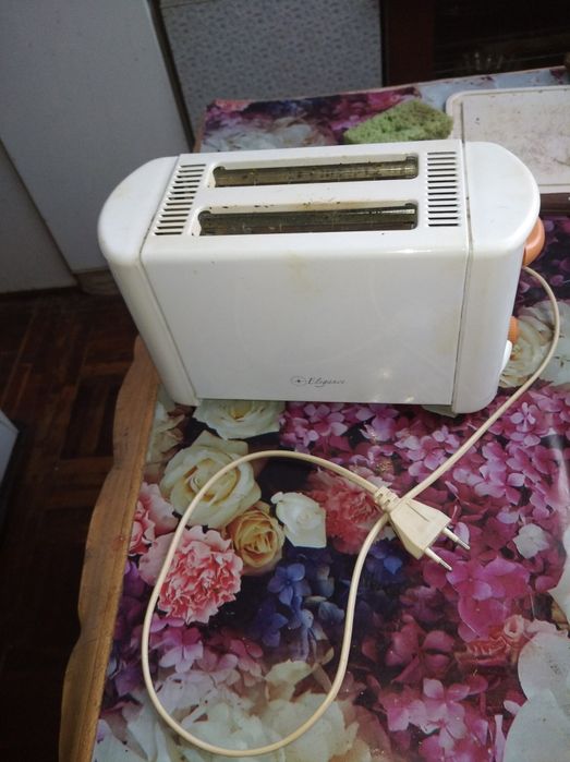 Тостер неисправный