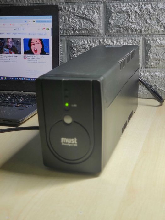 зарядка 220v АКБ GEL 12Ah источник бесперебойного питания 480вт