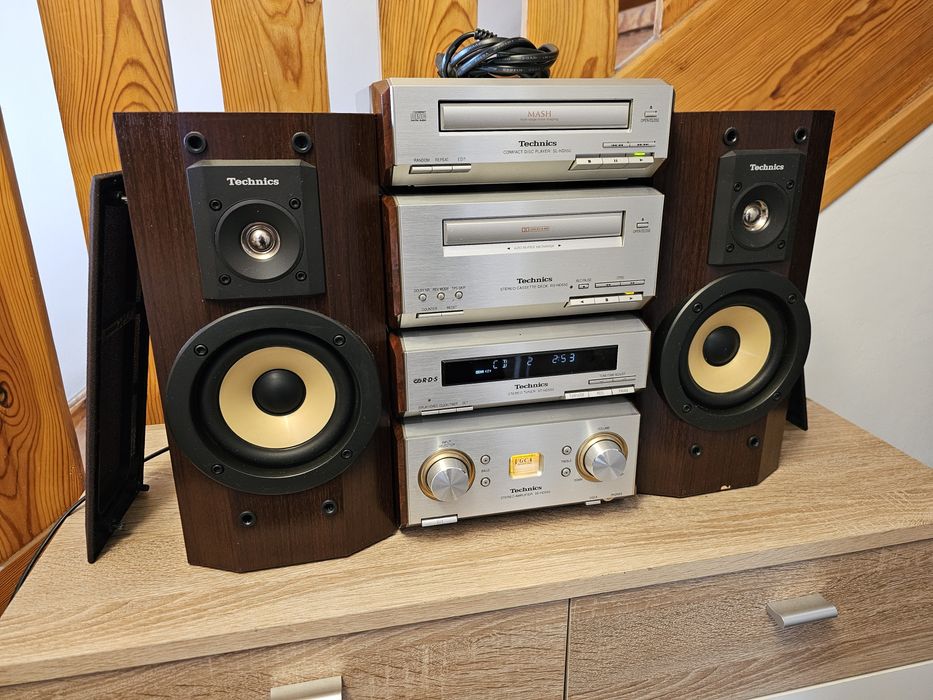 Wieża Technics SE-HD550 pilot kolumny